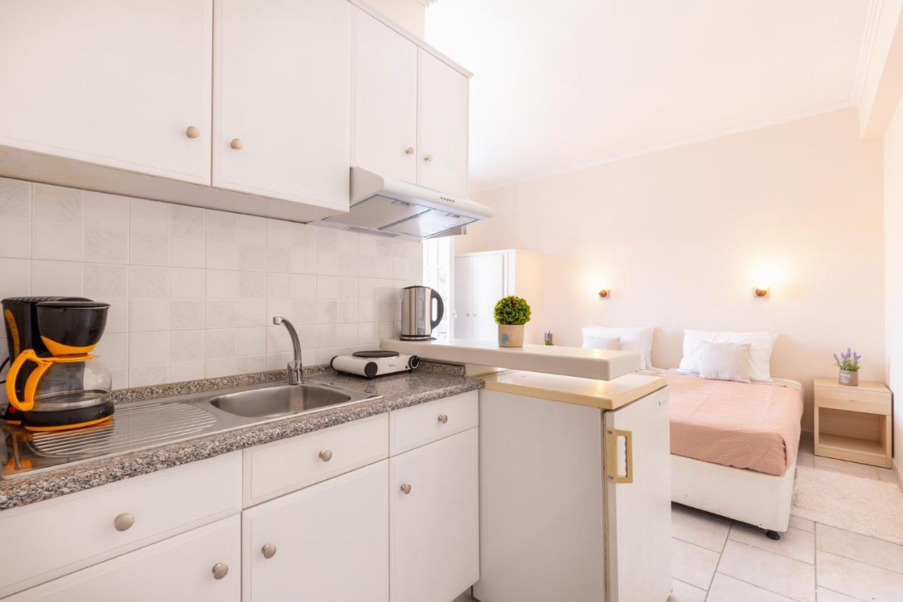 Albatross Apartments By Konnect, Ipsos Corfu ภายนอก รูปภาพ