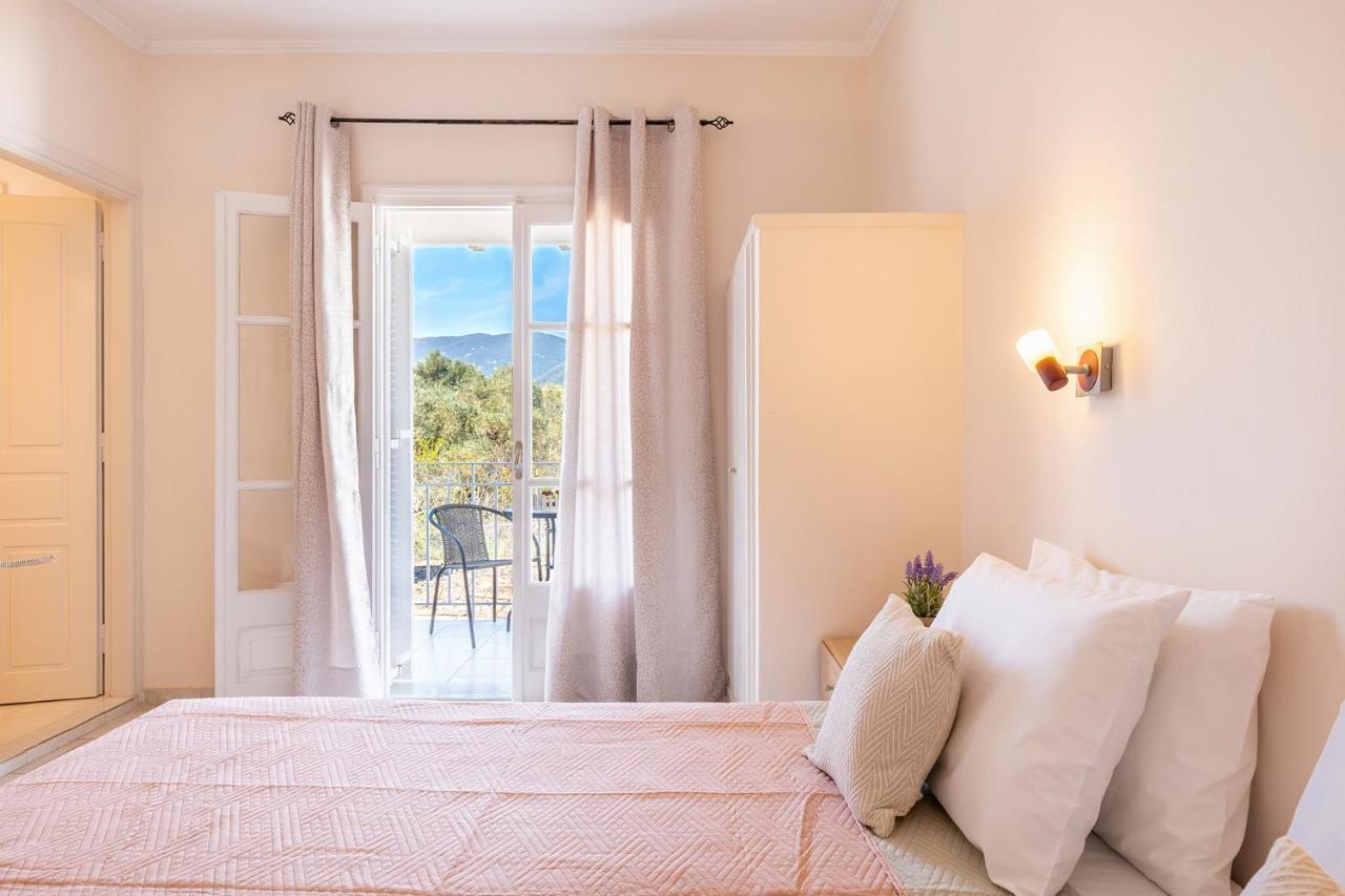 Albatross Apartments By Konnect, Ipsos Corfu ภายนอก รูปภาพ